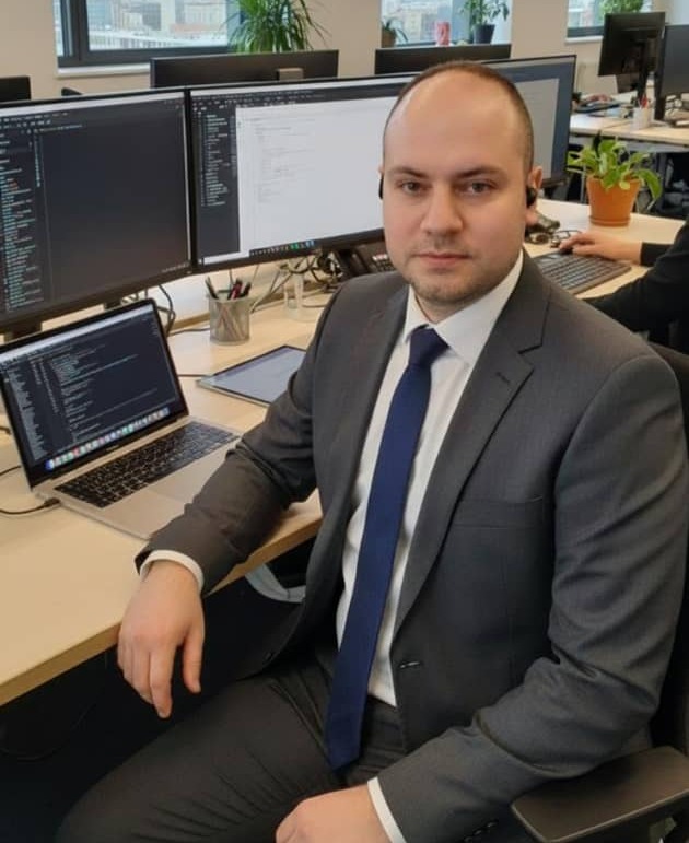Ibrahim Hilali, full-stack software engineer